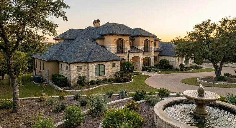 Roofing project in Lakeway, Texas