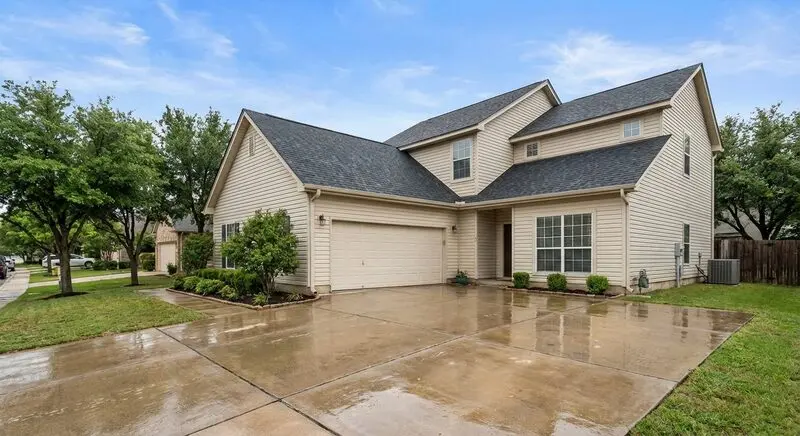 Roof installation in Round Rock, Texas